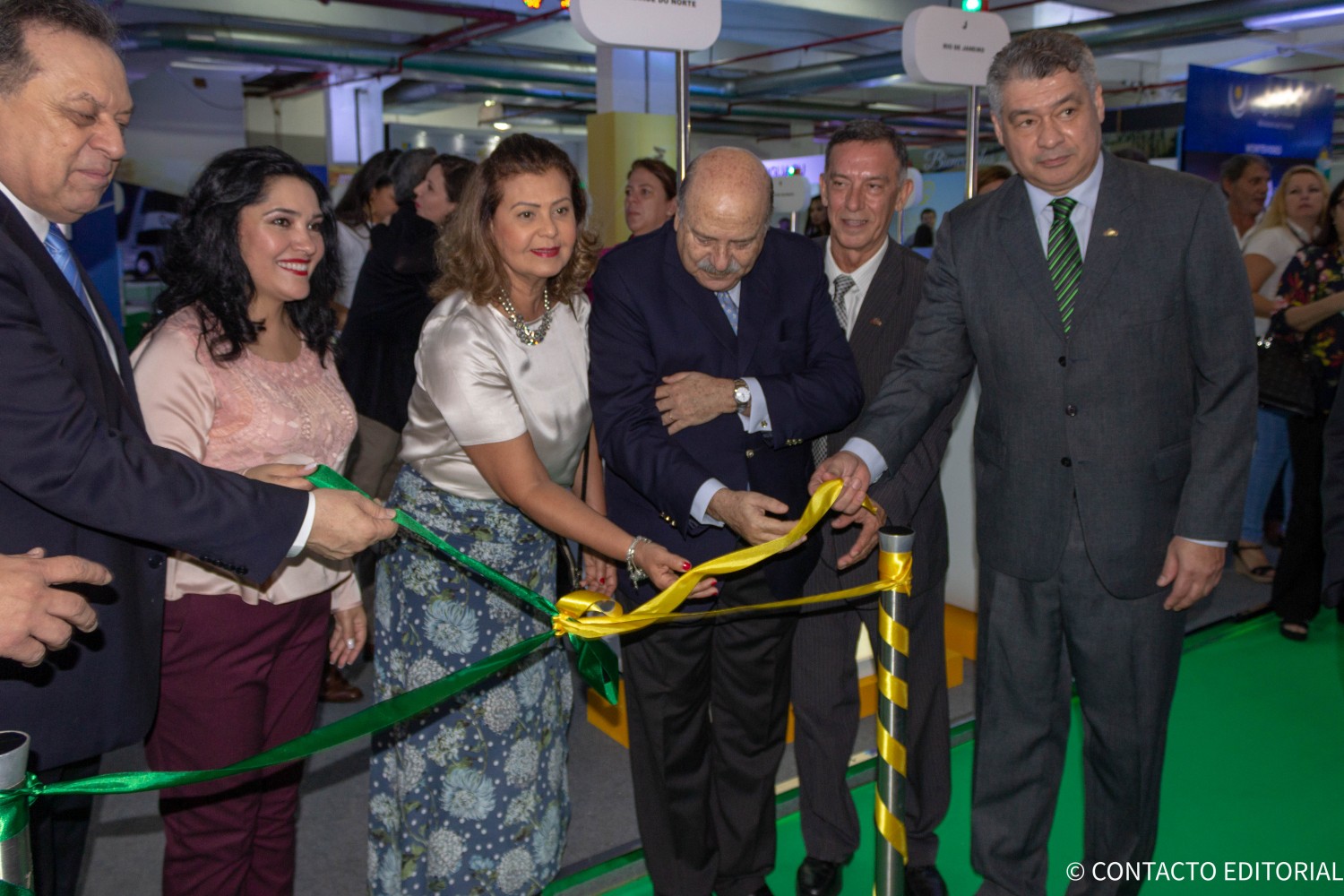 Corte de cinta del Stand de Brasil - Embratur