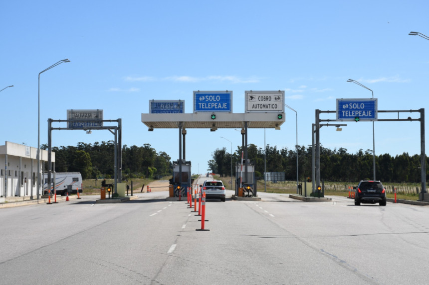 Uruguay implemente el Abono Extranjero para circular en rutas ...