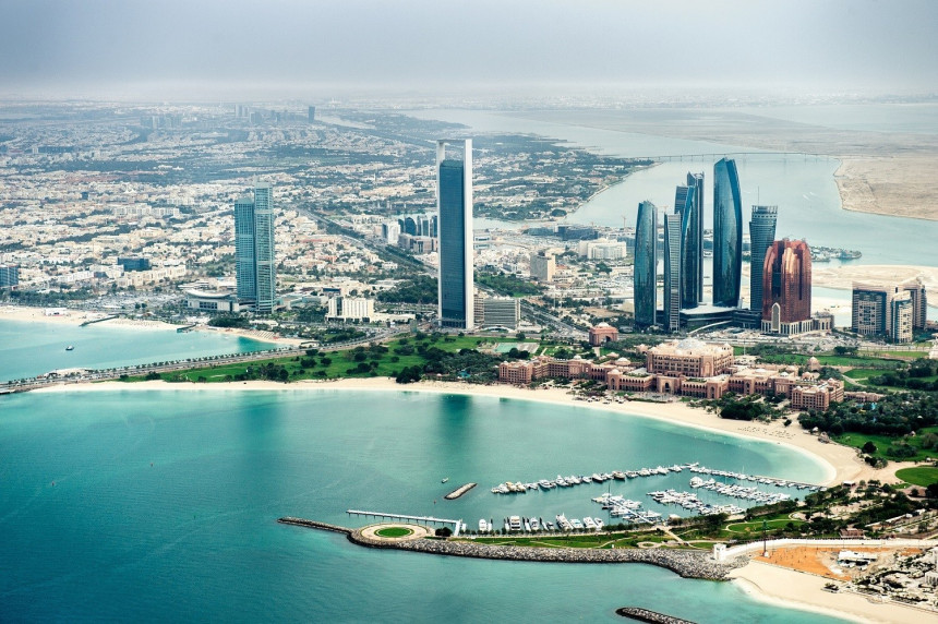 Abu Dhabi da la bienvenida a todos los viajeros vacunados de todo el mundo