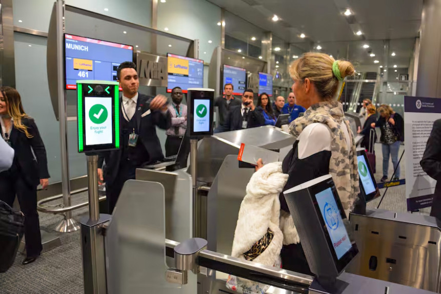 Clear plus, una membresía paga que permite agilizar procesos en aeropuertos estadounidenses