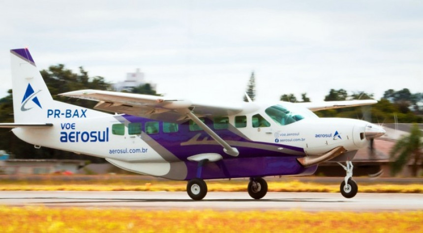 La brasileña Aerosul anuncia inicio de vuelos entre Foz de Iguazú y Asunción