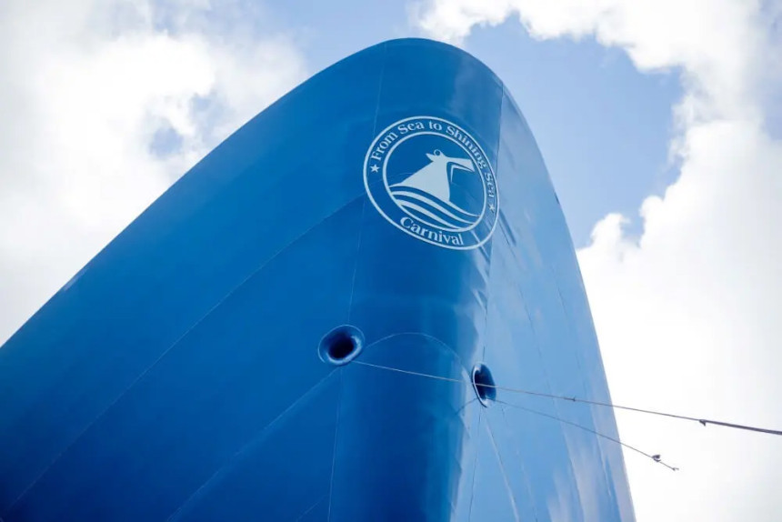 Carnival Cruise Line tendrá un nuevo emblema con temática estadounidense en la proa de sus cruceros