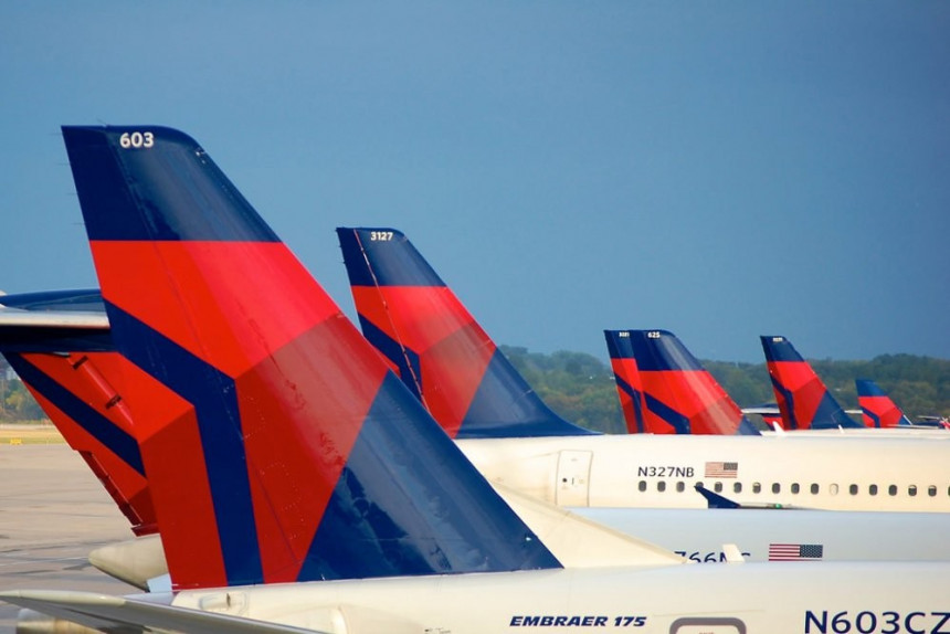En Estados Unidos, Delta Air Lines pide al gobierno que no permita volar a pasajeros indisciplinados