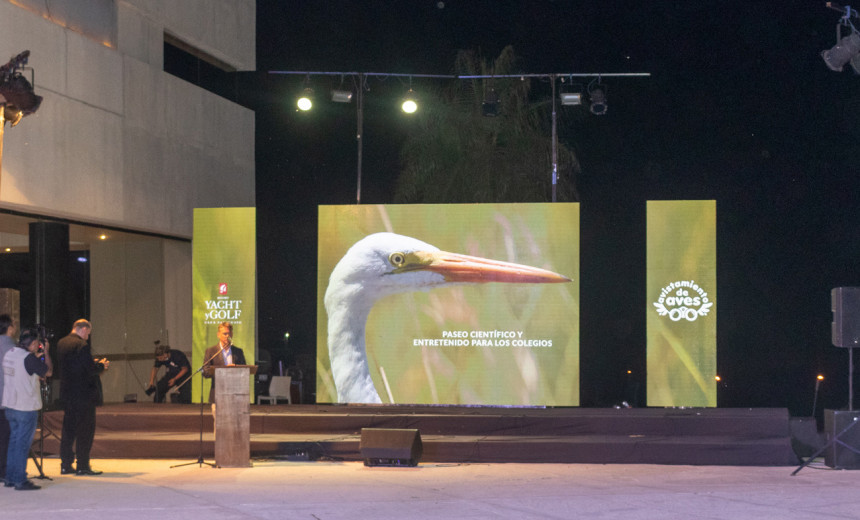 En una noche plena de música y arte, el Yacht y Golf Club presentó oficialmente su programa “Avistamiento de Aves”
