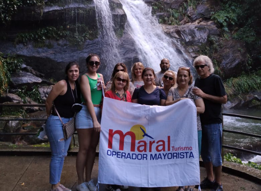 Agentes de Viajes participan de Universidad Club Med invitados por Maral Turismo