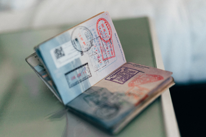 Los sellos de pasaportes podrían desaparecer en un futuro próximo