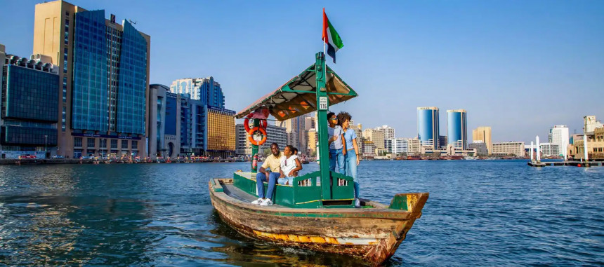 Las tradicionales abras de Dubái se vuelven autónomas