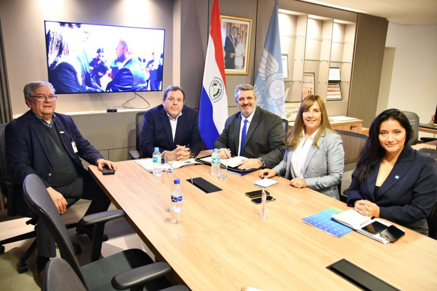 Autoridades aeronáuticas de Argentina y Paraguay se reunieron para fortalecer la conectividad