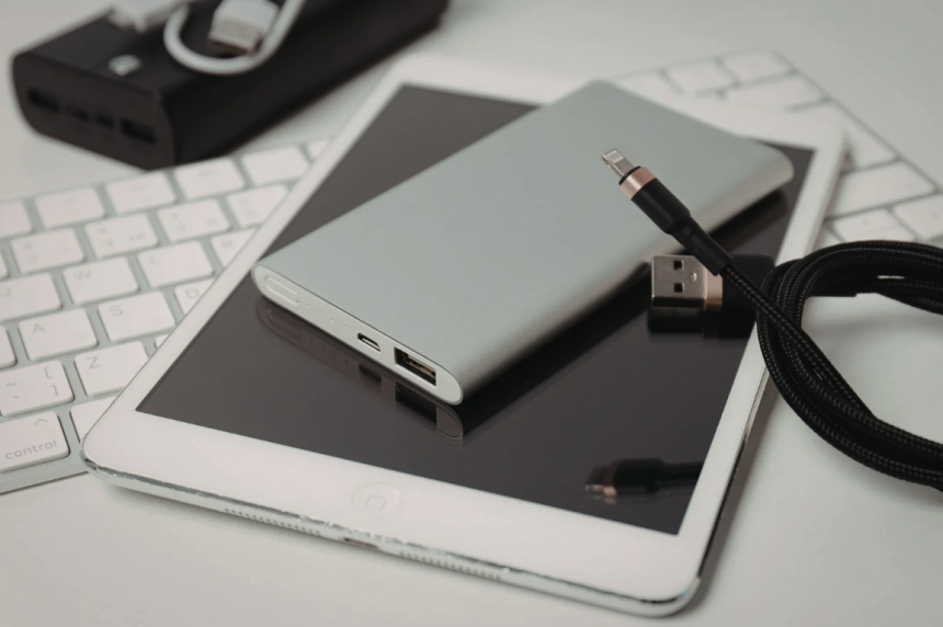 La OACI impone nuevas restricciones para el transporte de “power banks” por motivos de seguridad