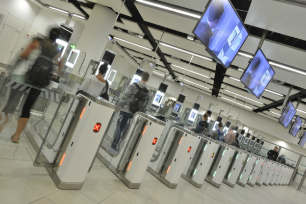 Facial recognition to speed up entry to UK – Flights