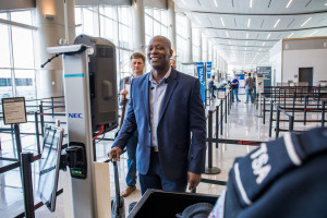 Aeropuertos brasileños incorporarán muy pronto el embarque biométrico