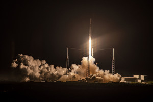 El exitoso lanzamiento de RSpaceX marca el inicio de una nueva era en la carrera comercial espacial