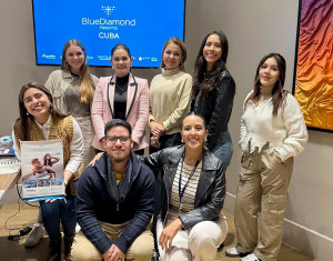 Blue Diamond Resorts e Intertours organizan almuerzo de trabajo con agentes de viajes