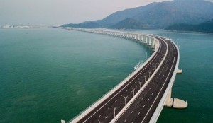 China inaugura el puente más largo del mundo 