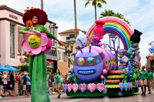 Universal Mega Movie Parade, el desfile diurno más grande de Universal Orlando Resorts
