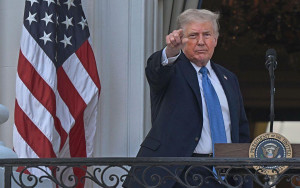 Lista negra de Trump prohíbe y restringe a ciudadanos de varios países viajes a Estados Unidos 