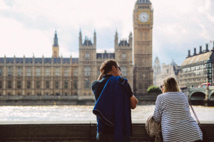 Nuevo permiso oficial para viajeros internacionales en Reino Unido