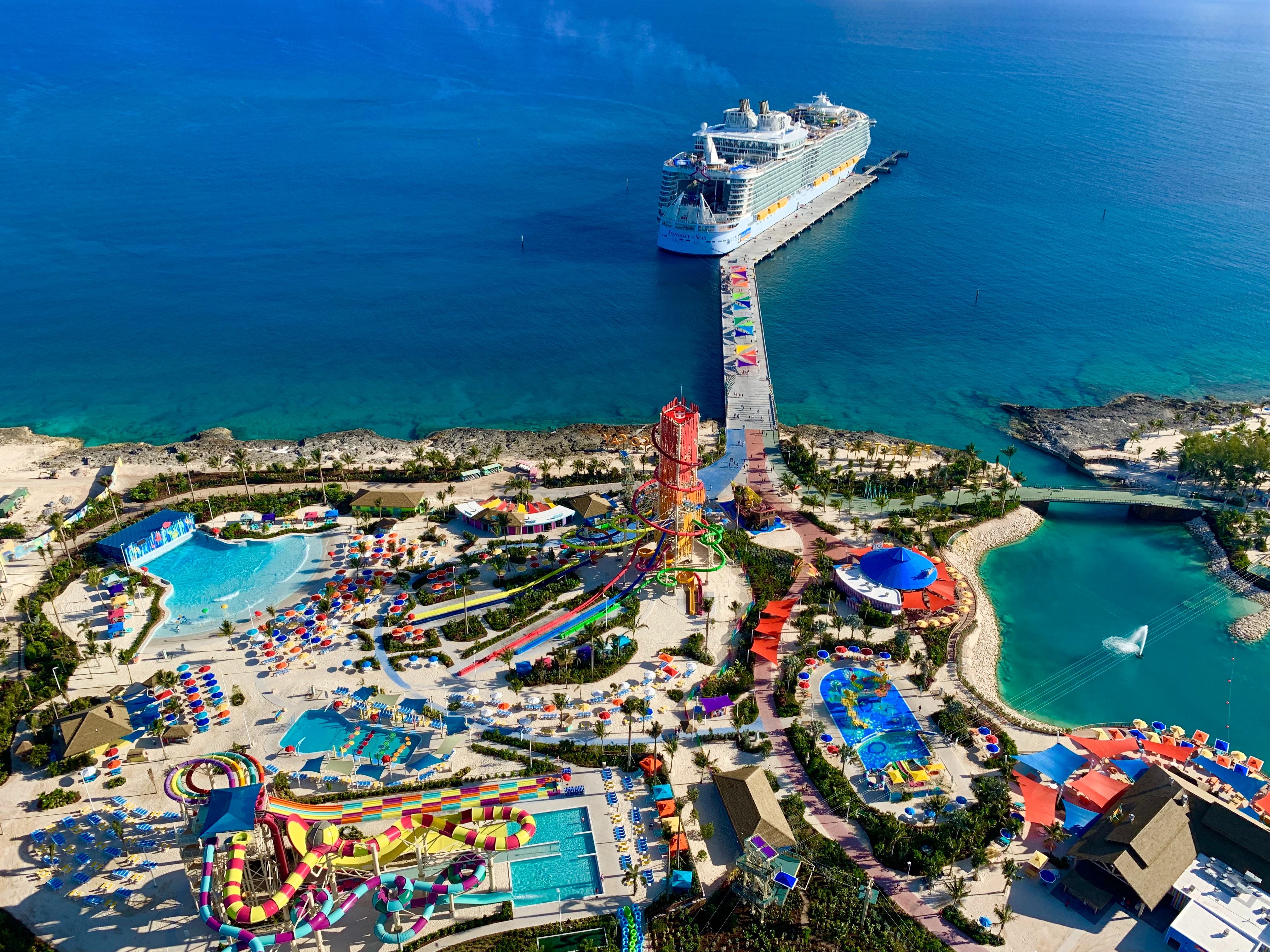 which royal caribbean ships have casinos